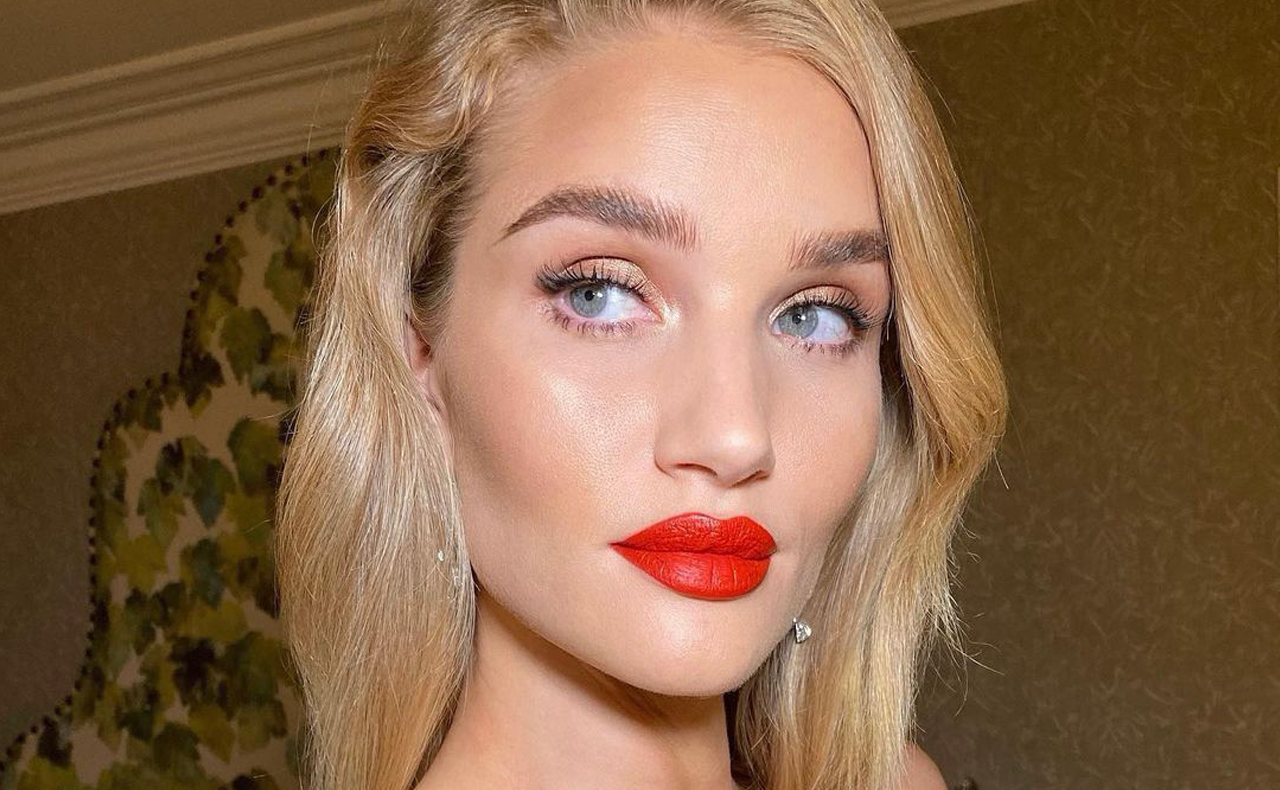 How To Apply The Perfect Red Lip