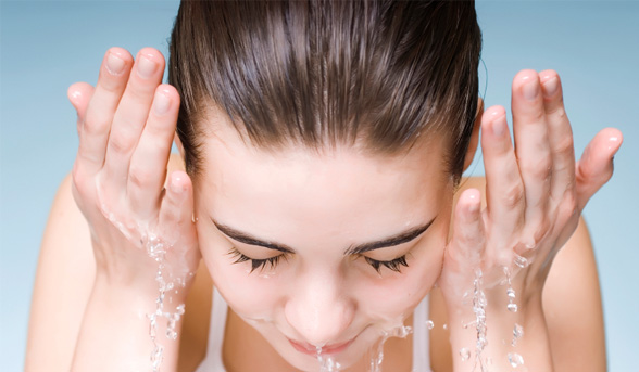 What exactly are pre-cleansers, cleansing oils and cleansing waters?