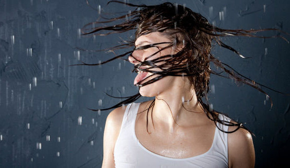 How to get great hair when it’s raining