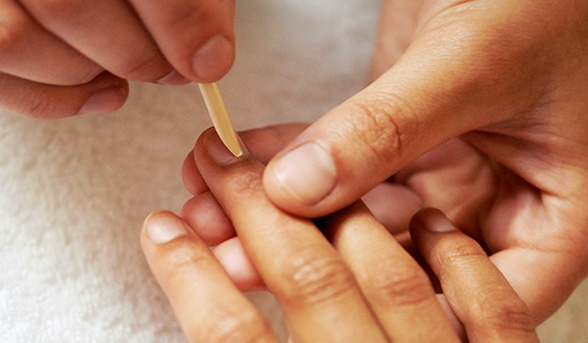 How to get rid of bad cuticles