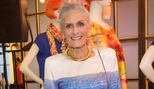 The world's oldest supermodel is gorgeous as ever - beautyheaven