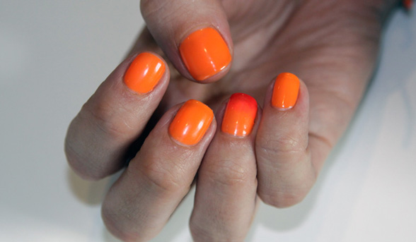 Video how-to: sunshine ombré nails