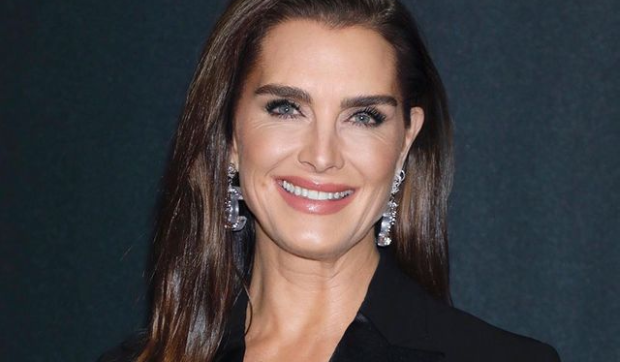 Brooke Shields just shed a light on this unexpected beauty concern ...