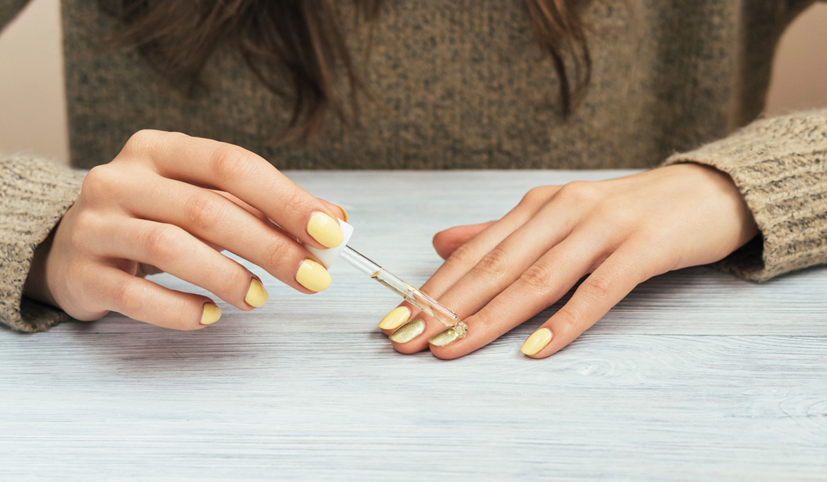 10 tips for your longest lasting mani ever