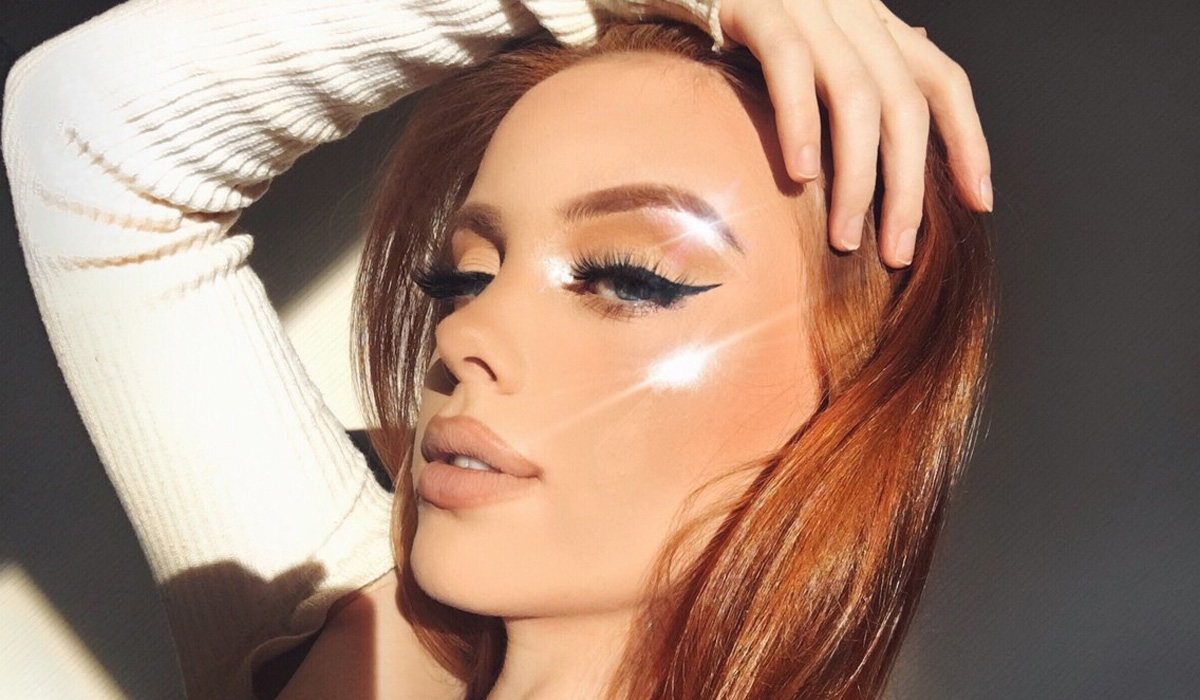 Flare highlighting is the latest makeup trend