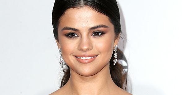 The best beauty looks from the 2016 AMAs red carpet