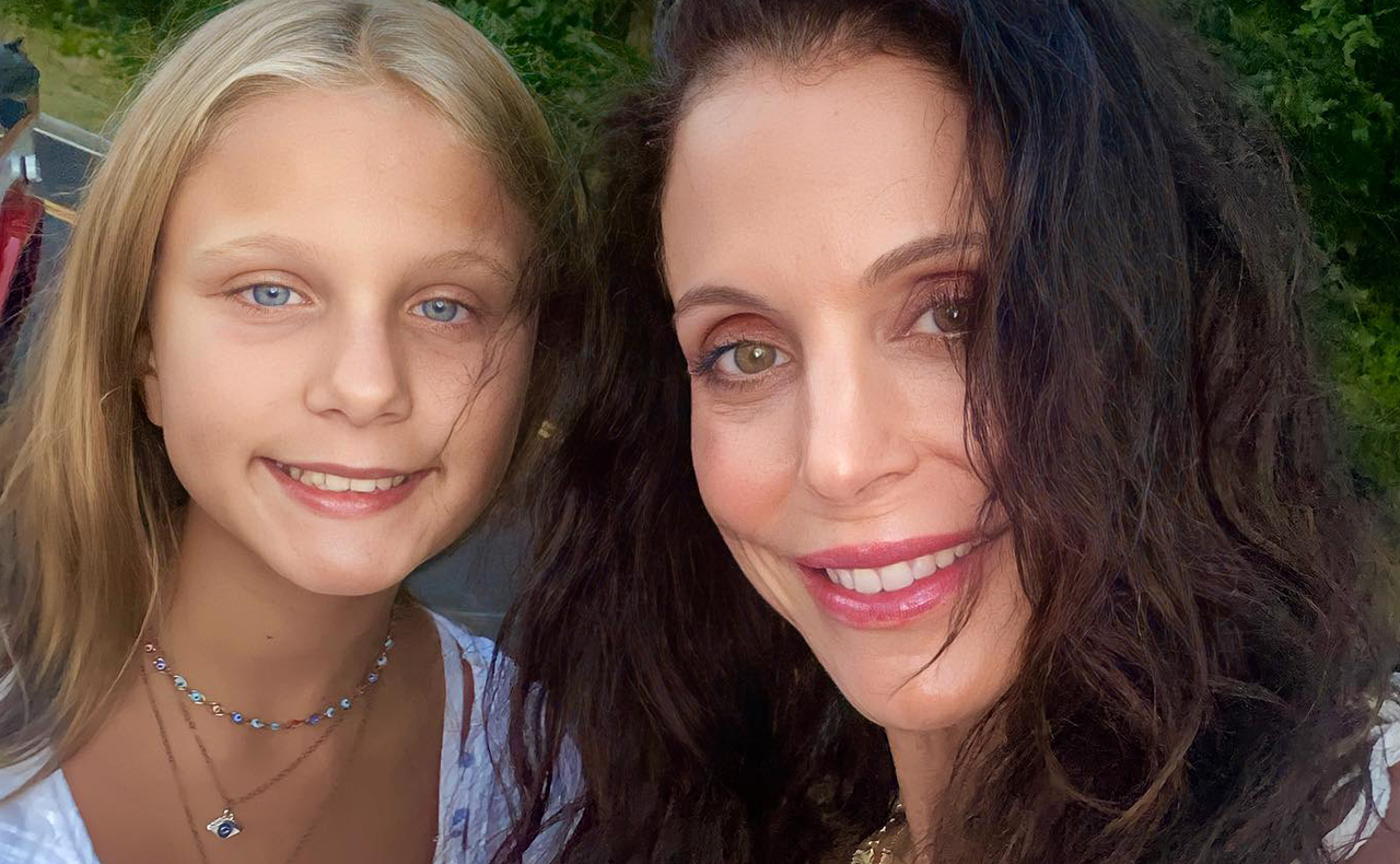 Bethenny Frankel Buys *This* Drugstore Cleanser For Her Tween Daughter’s Sensitive Skin