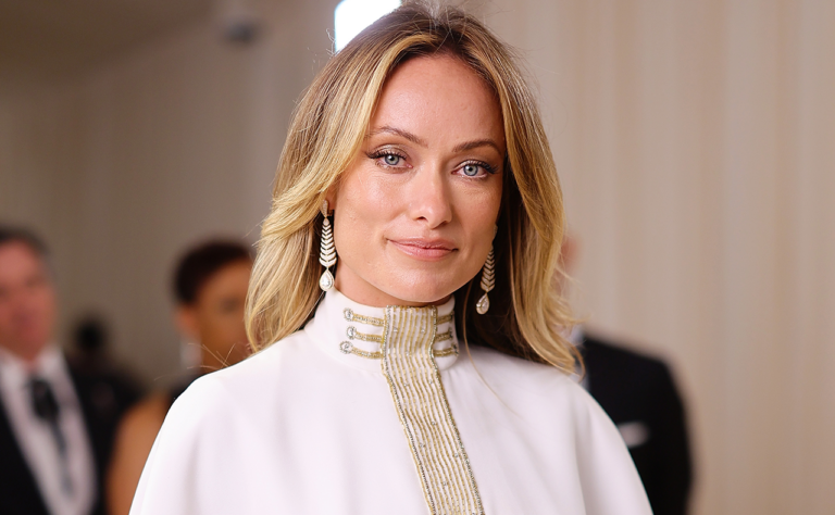 Internet Sleuths Have Spotted *This* $12 Cleanser In Olivia Wilde’s Bathroom