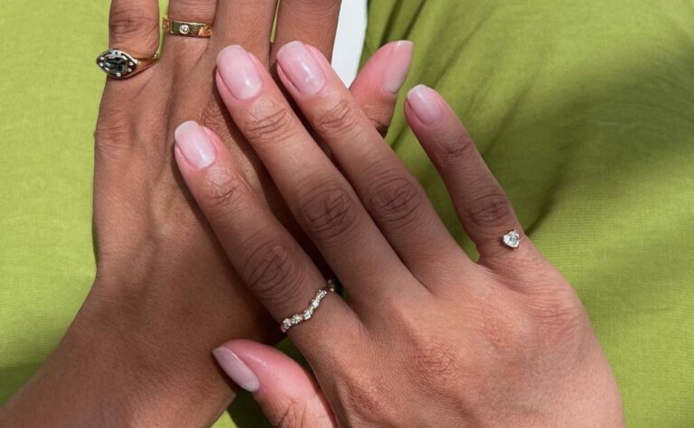 pink-nails-green-background