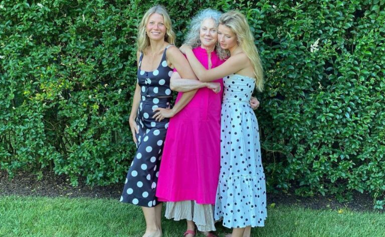 Gwyneth Paltrow And Mum Blythe Danner Disagree On This Classic Beauty Hack