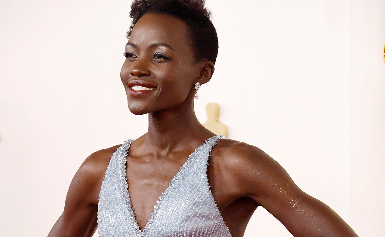 We Spied *This* Skin Care Device In Lupita Nyong’o’s Oscars Skin Prep Lineup