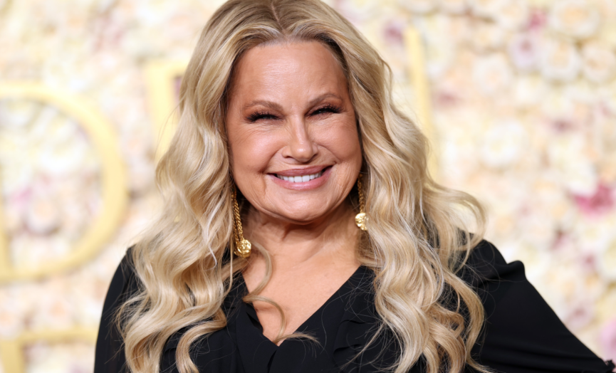 Jennifer Coolidge Golden Globes makeup